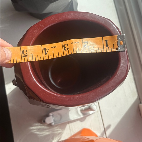 Vondom Geometric Face Planter in Garnet - Picture 6 of 7